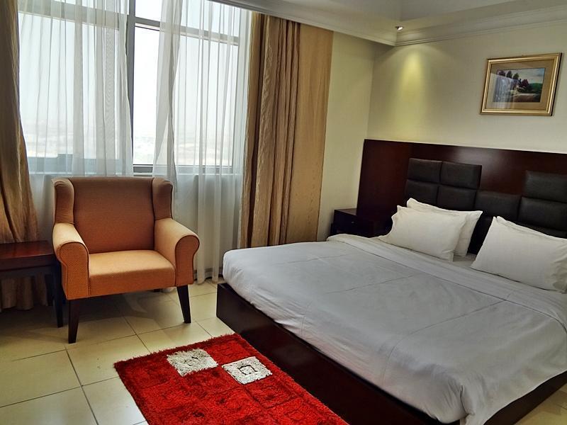 Ewan Ajman Suites Hotel Eksteriør billede
